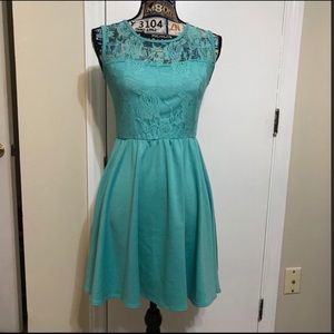 EUC Pinc Turquoise Lace Casual Sleeveless mini  Dress